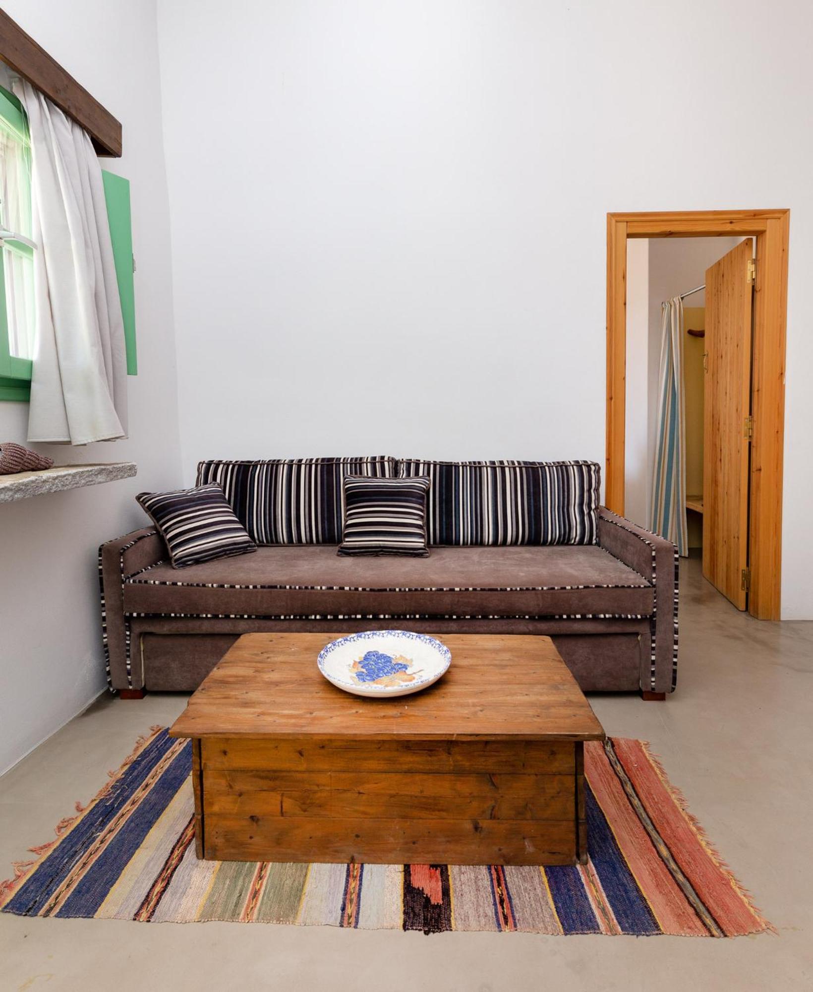 Ailouros Scenic Guest Houses Schoinoussa 外观 照片